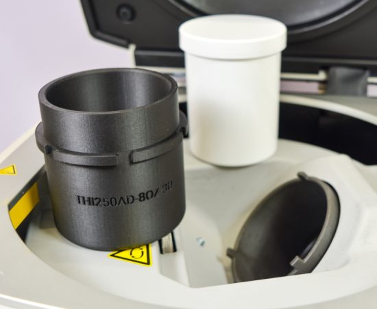 THINKY Containers and Adapters - Intertronics