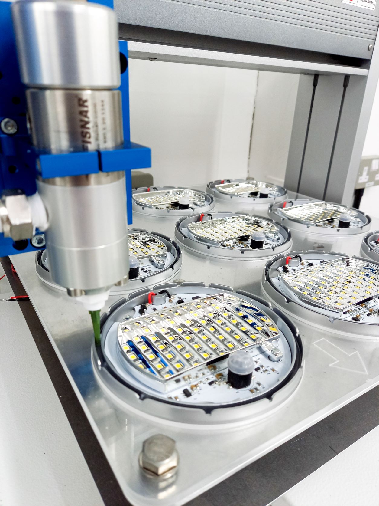 Venta Global silicone gasketing robot